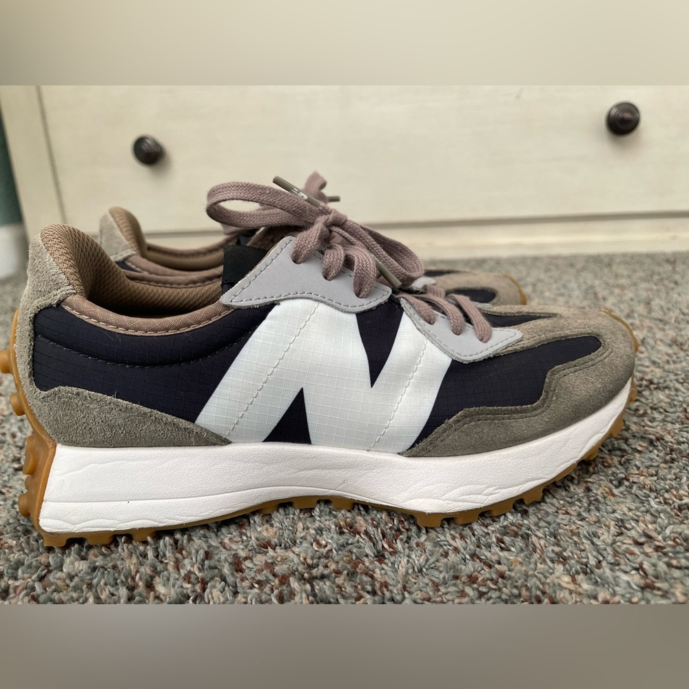 Women's Grey & Black Athletic Sneakers with White Accent - Picture 9 of 12